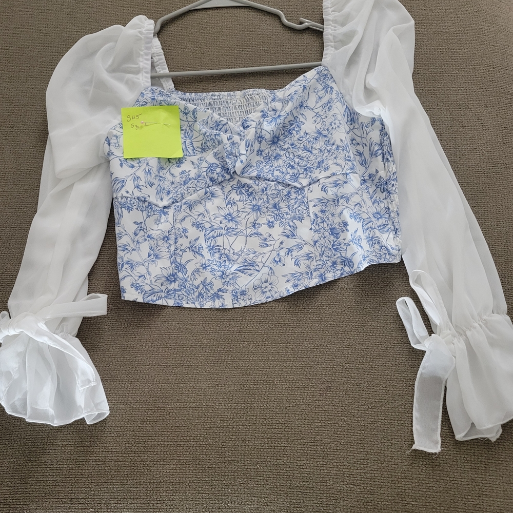 Sh5 Floral Blue and White Women's Top